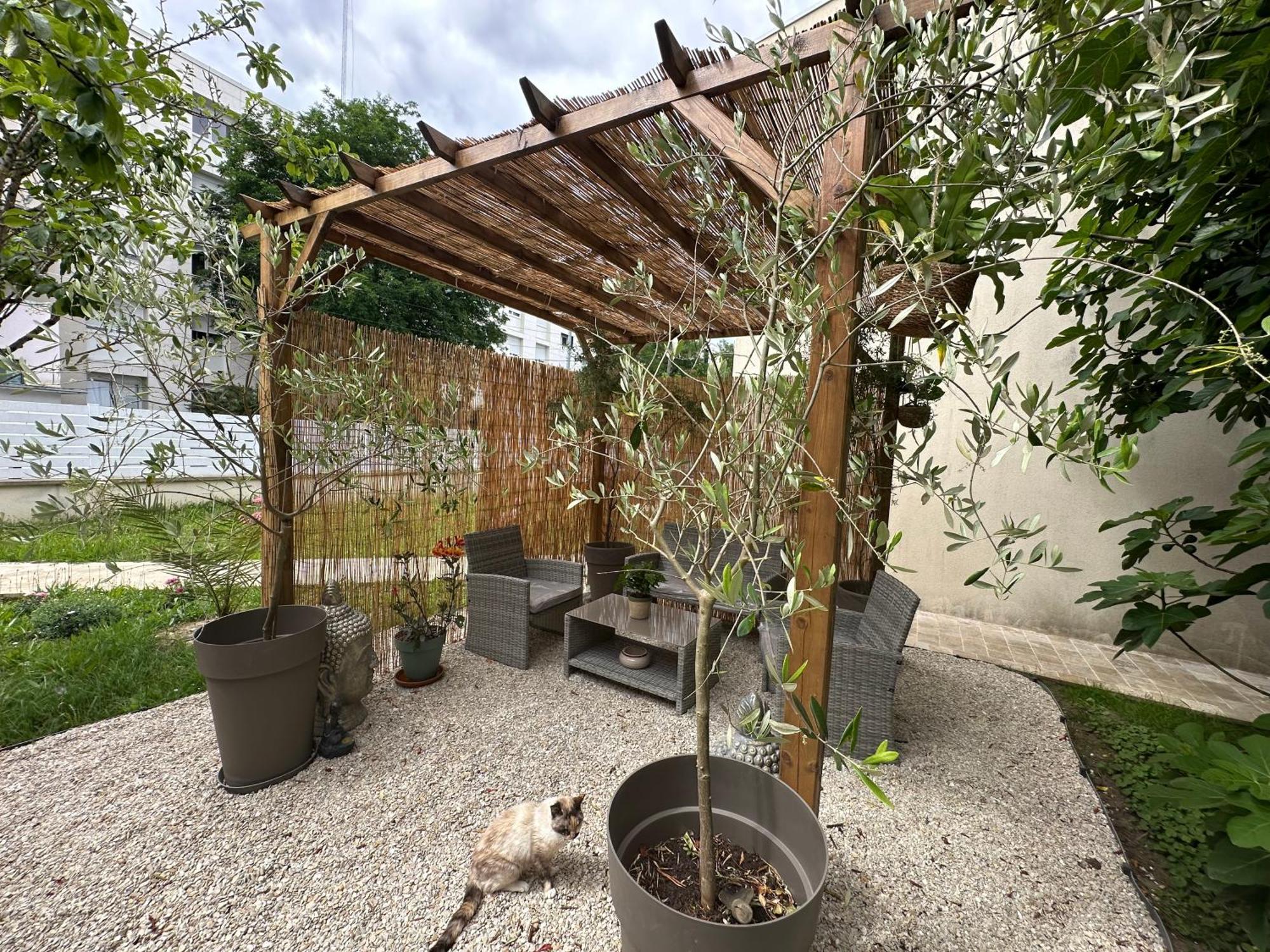 La Cabane Du Figuier A Rambouillet Eksteriør billede
